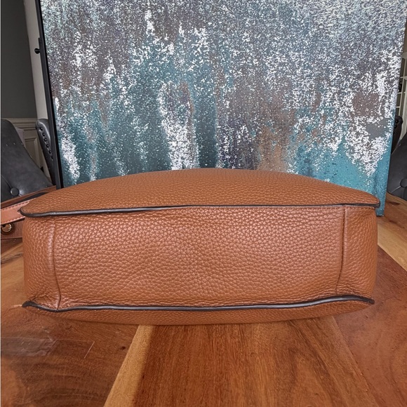 Michael Kors Boho Quiet Luxury Sullivan Leather Crossbody Luggage Brown (GUC) - Picture 5 of 15